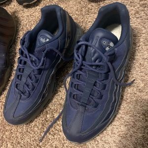 Air max navy blue